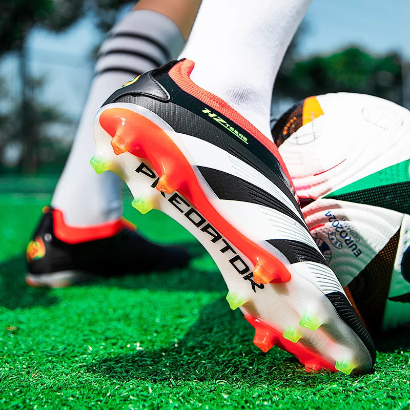 Men Original Indoor Non Slip Soccer Shoes Professional Match Cleats Fast Football Shoes Grass TF/FG Cleats Football Field Boots