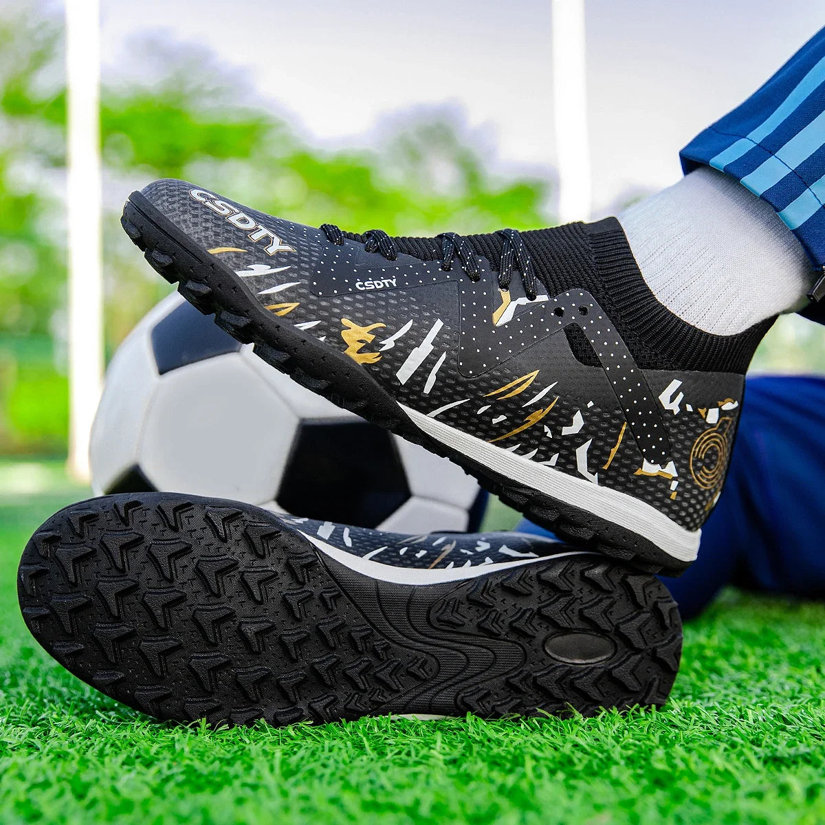 Turf Soccer Shoes Men Football Boots Breathable Mesh Youth Soccer Cleats Designer Futsal Sneakers Anti Skid Society Chuteira